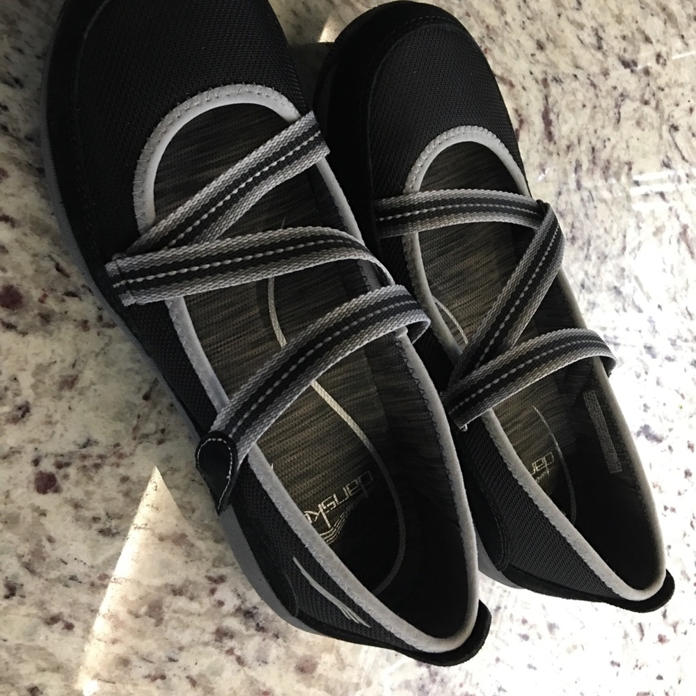 Dansko Mary Jane shoes, black, size 6 US. Like New